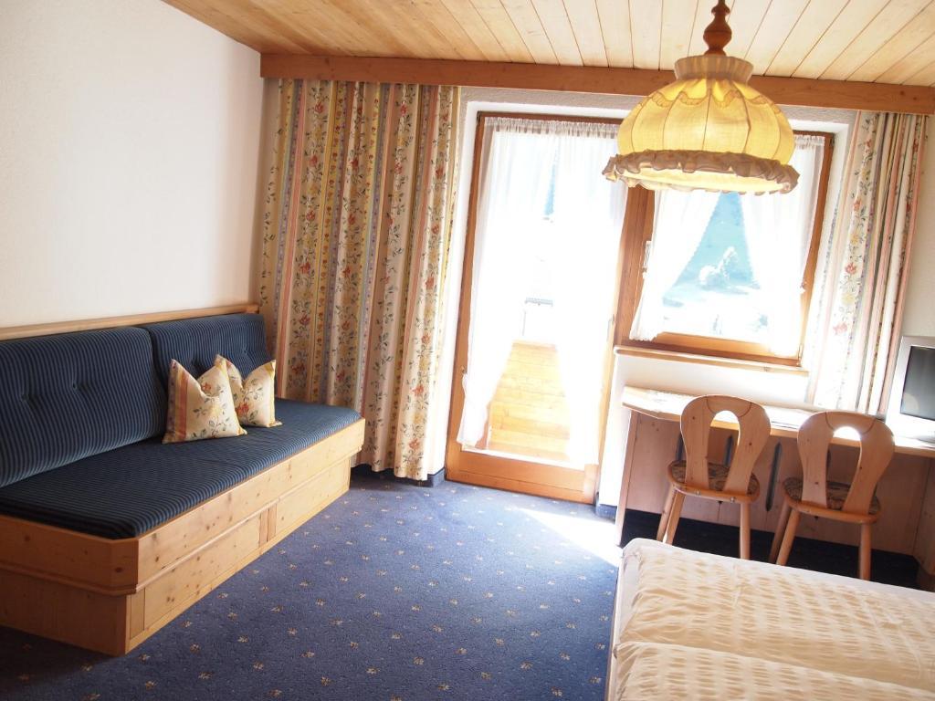 Ferienhaus Waldner Kaunertal Zimmer foto